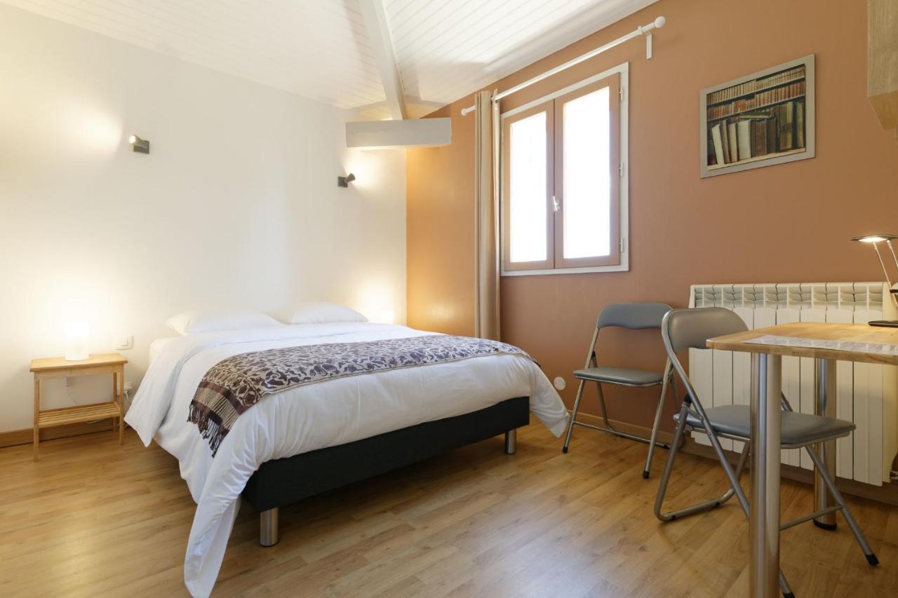Chambre D'Hotes De Charme A La Maison Bleue Savignac-Mona Buitenkant foto